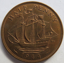 Load image into Gallery viewer, 1944 King George VI Halfpenny Coin In High Grade - Great Britain
