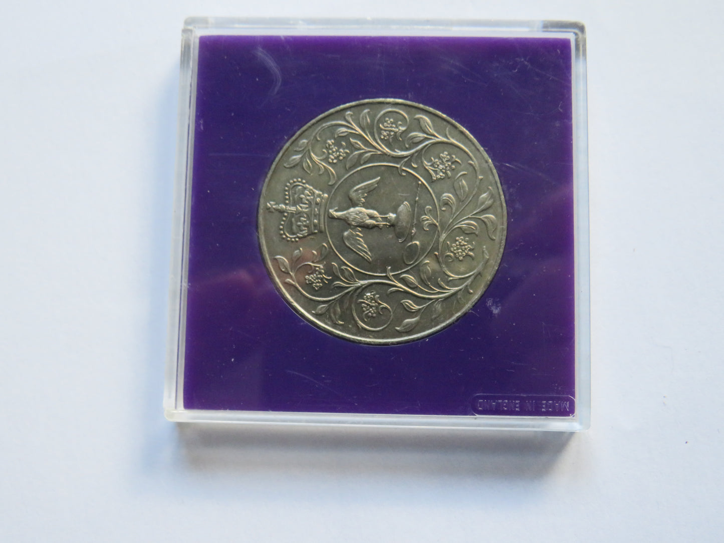 1977 Queen Elizabeth Silver Jubilee Cased Commemorative Crown Coin