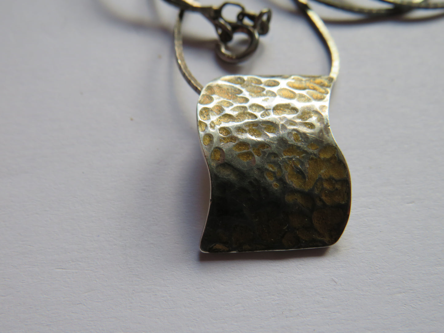 Stylish Ladies Sterling Silver Necklace & Pendant