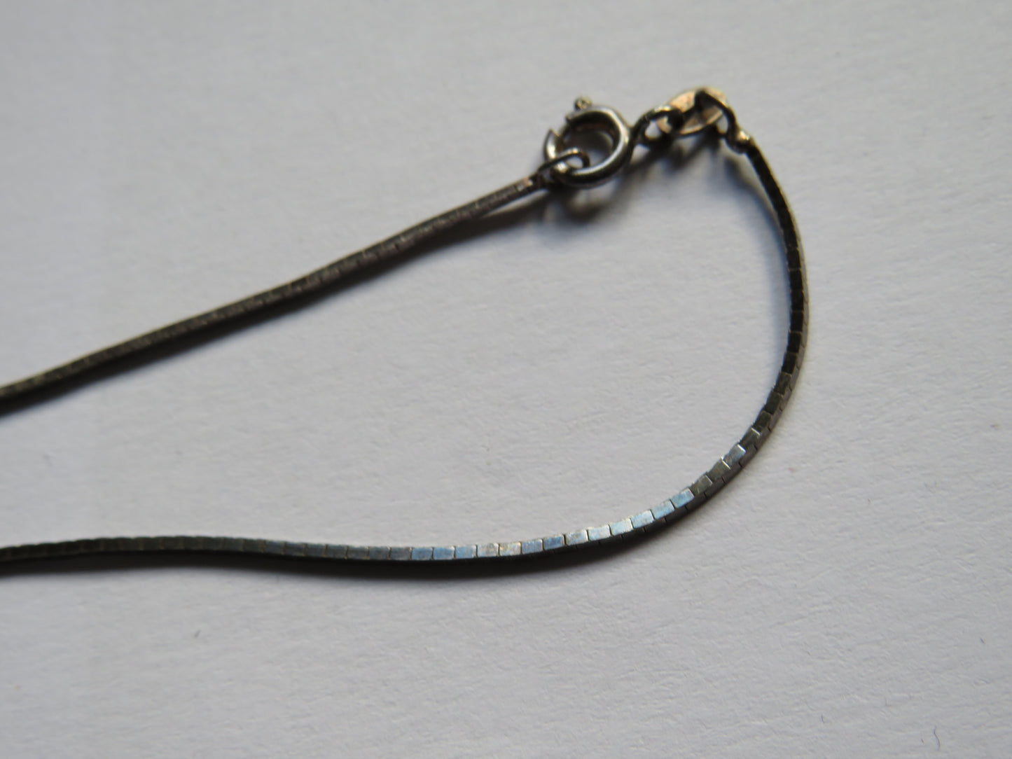 Stylish Ladies Sterling Silver Necklace & Pendant
