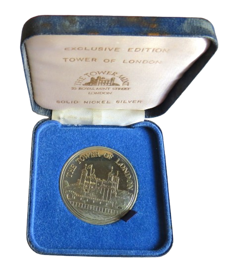 1980 Tower of London Cased Commemorative Medal / Coin