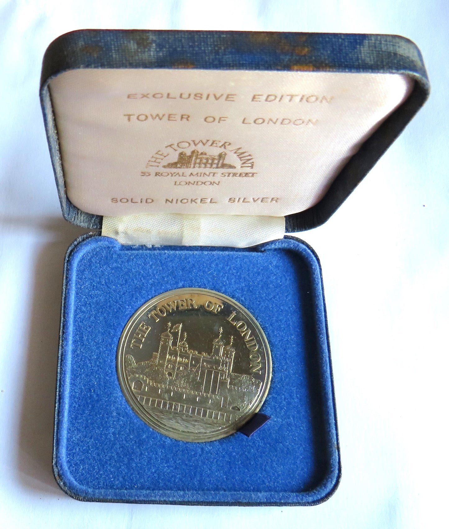 1980 Tower of London Cased Commemorative Medal / Coin