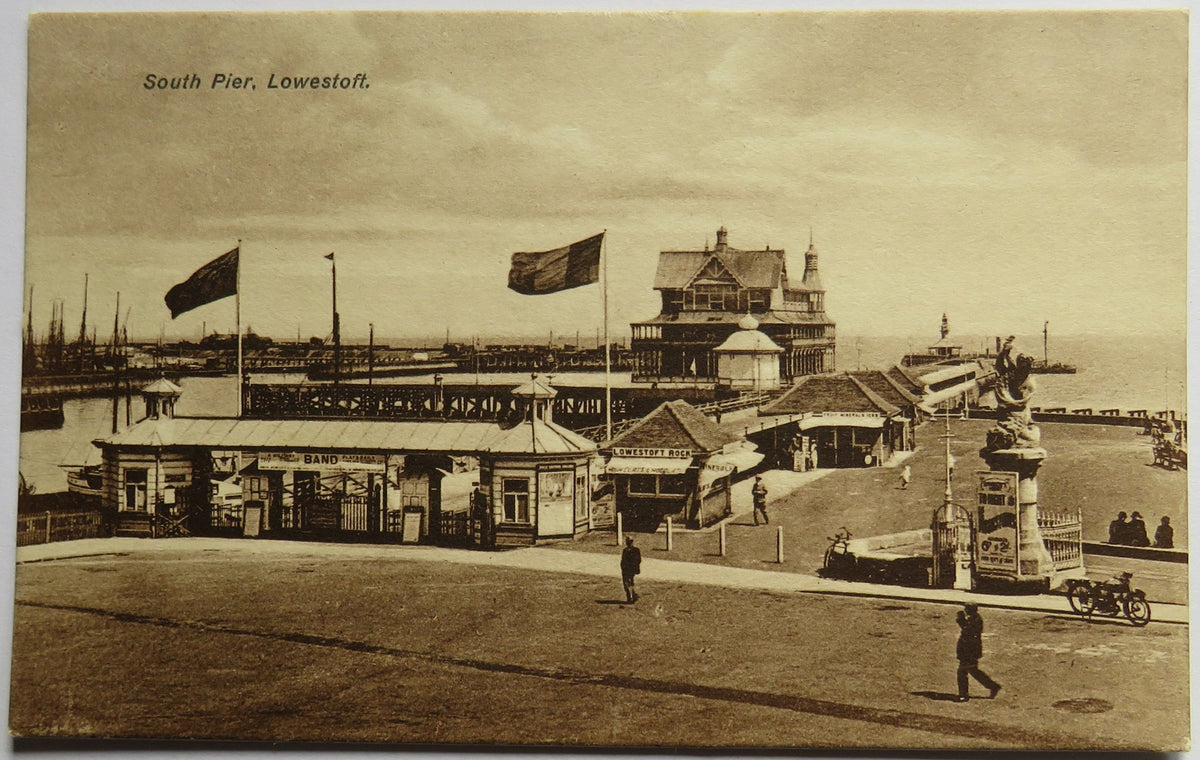 Vintage Postcard of South Pier, Lowestoft
