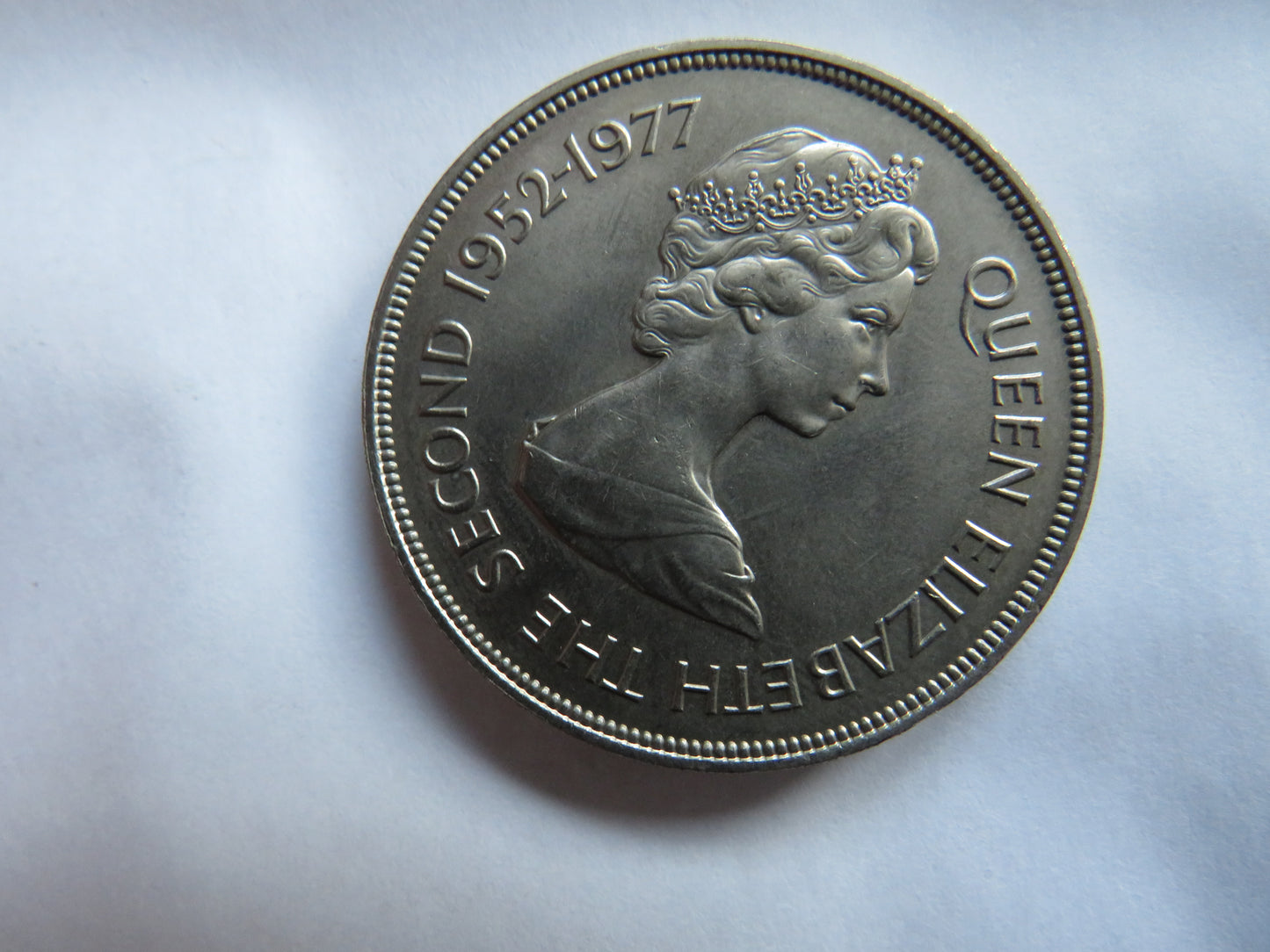 1977 Bailiwick Of Guernsey 25 Pence / Crown Coin