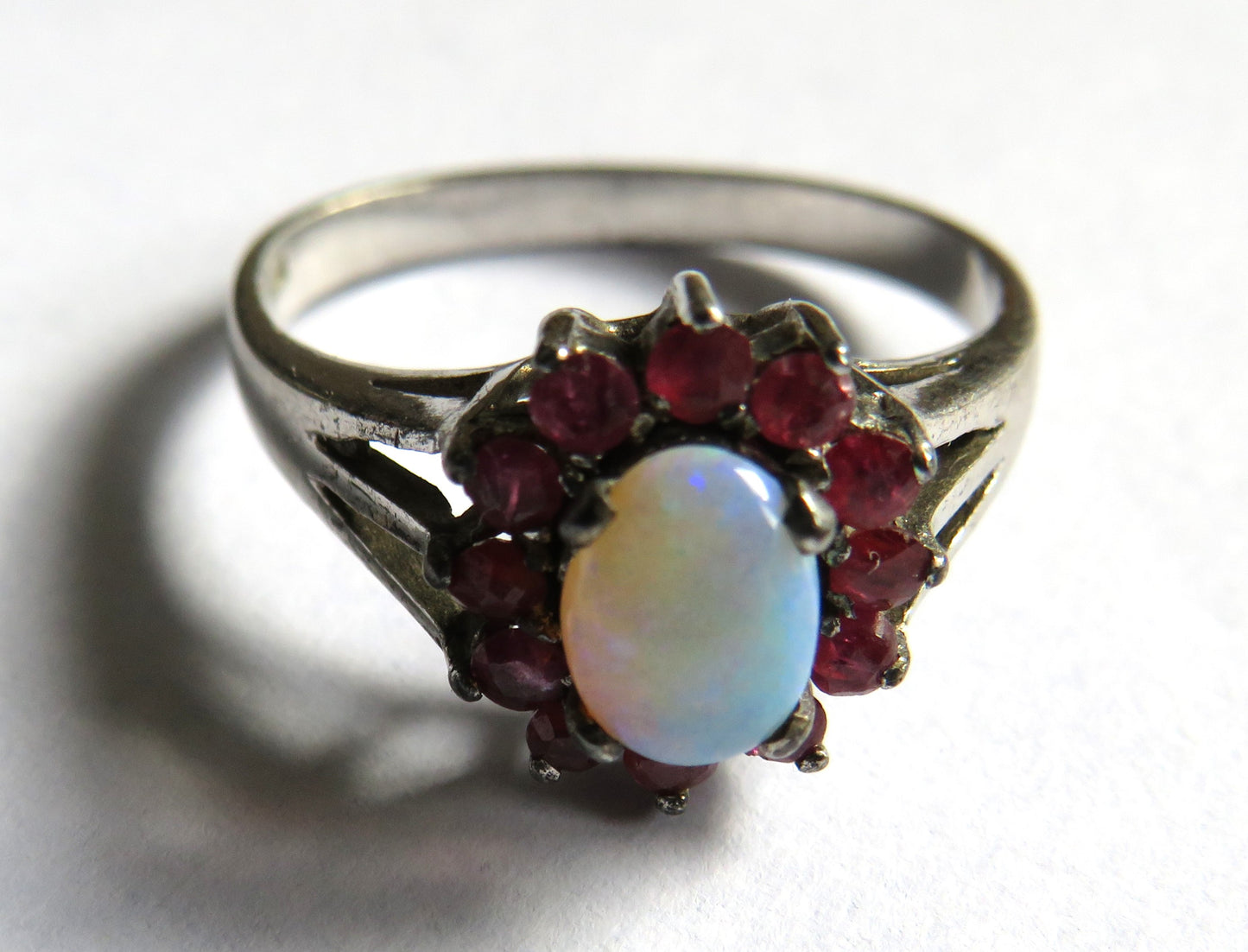 Nice Vintage Sterling Silver, Opal & Red Stone Ladies Ring Size P