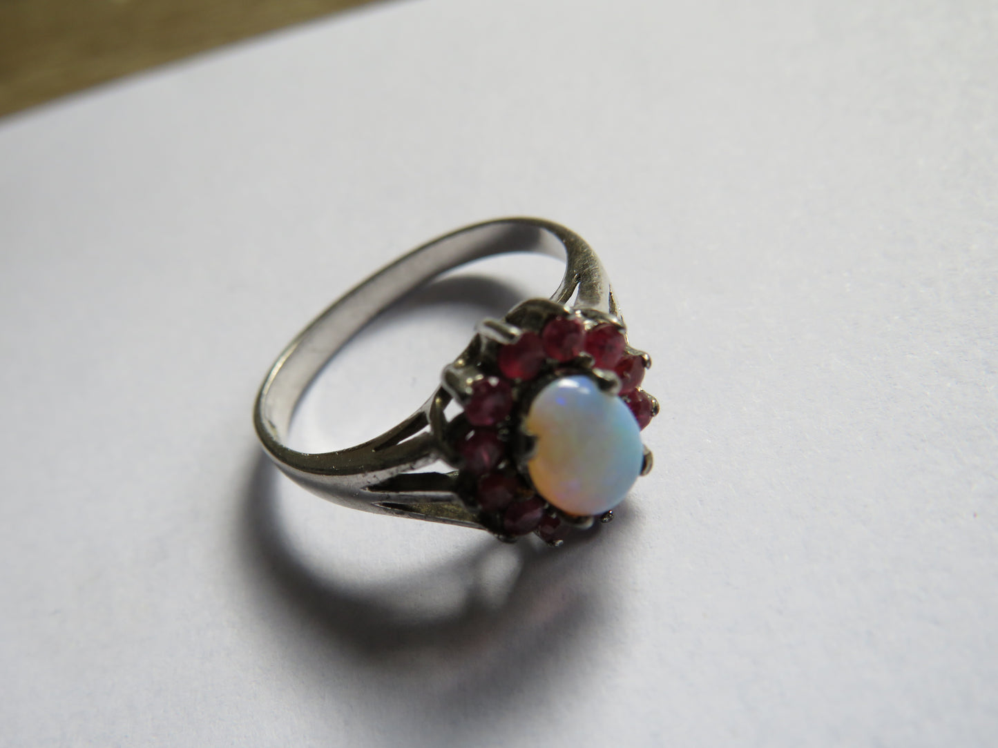 Nice Vintage Sterling Silver, Opal & Red Stone Ladies Ring Size P