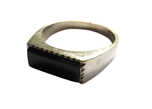 Vintage Silver & Black Stone Ring - Size P