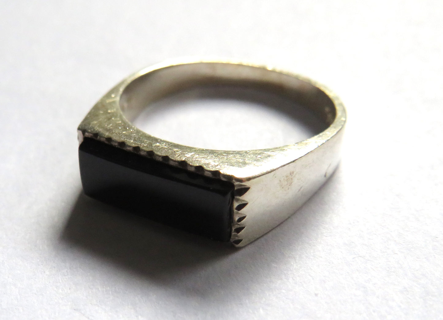 Vintage Silver & Black Stone Ring - Size P