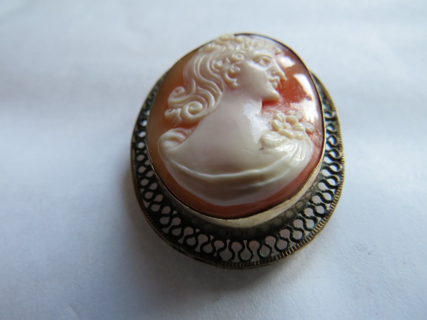 Vintage Ladies Cameo Brooch / Pendant 1/20th 12k Gold Filled