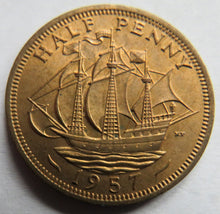 Load image into Gallery viewer, 1957 Queen Elizabeth II Halfpenny Coin In High Grade - Great Britain
