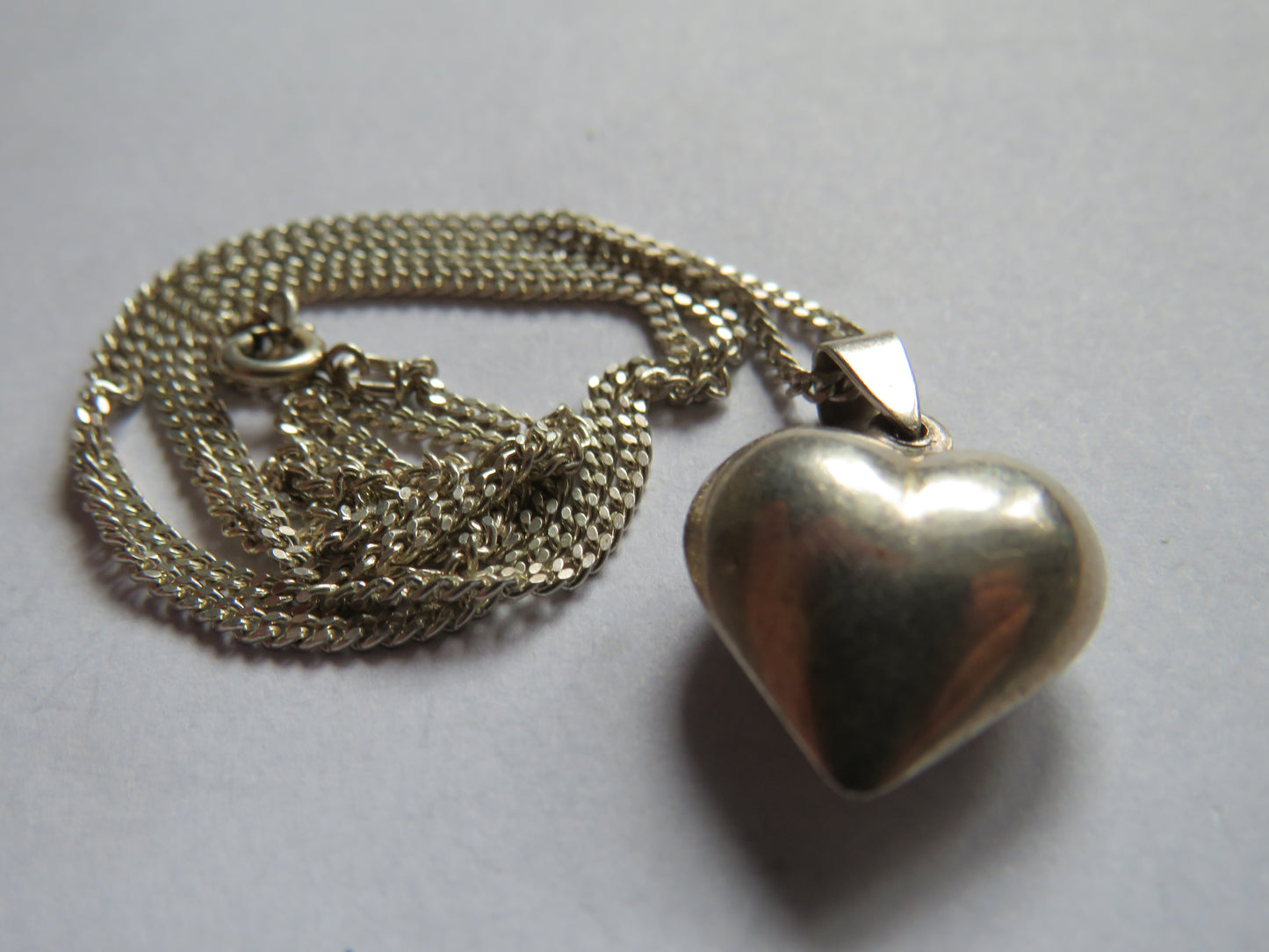 Ladies Sterling Silver Necklace &amp; Heart Pendant