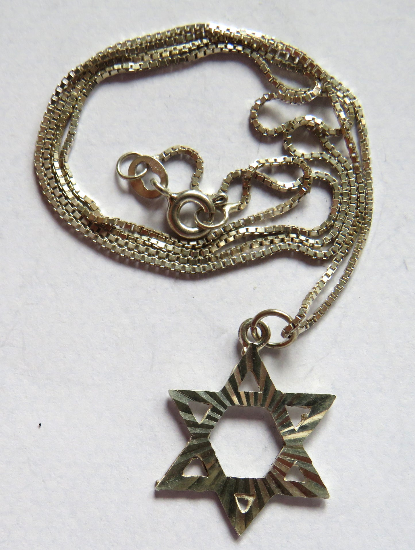 Ladies Sterling Silver Necklace & Star Pendant