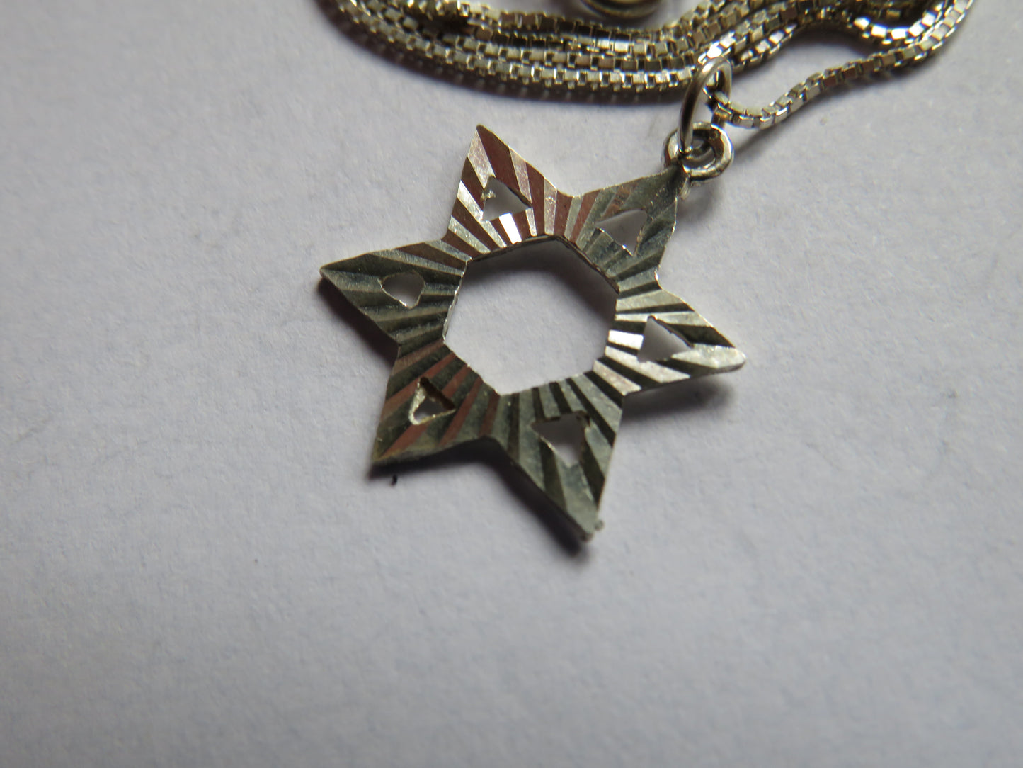 Ladies Sterling Silver Necklace & Star Pendant