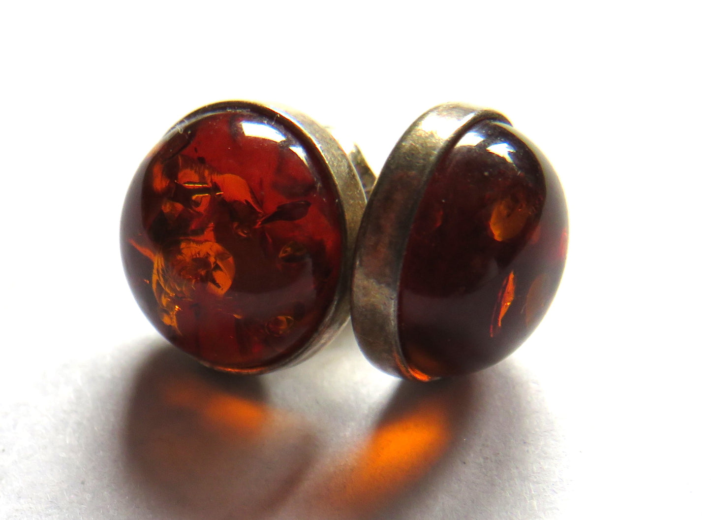 Vintage Pair of Ladies White Metal and Amber Style Stud Earrings