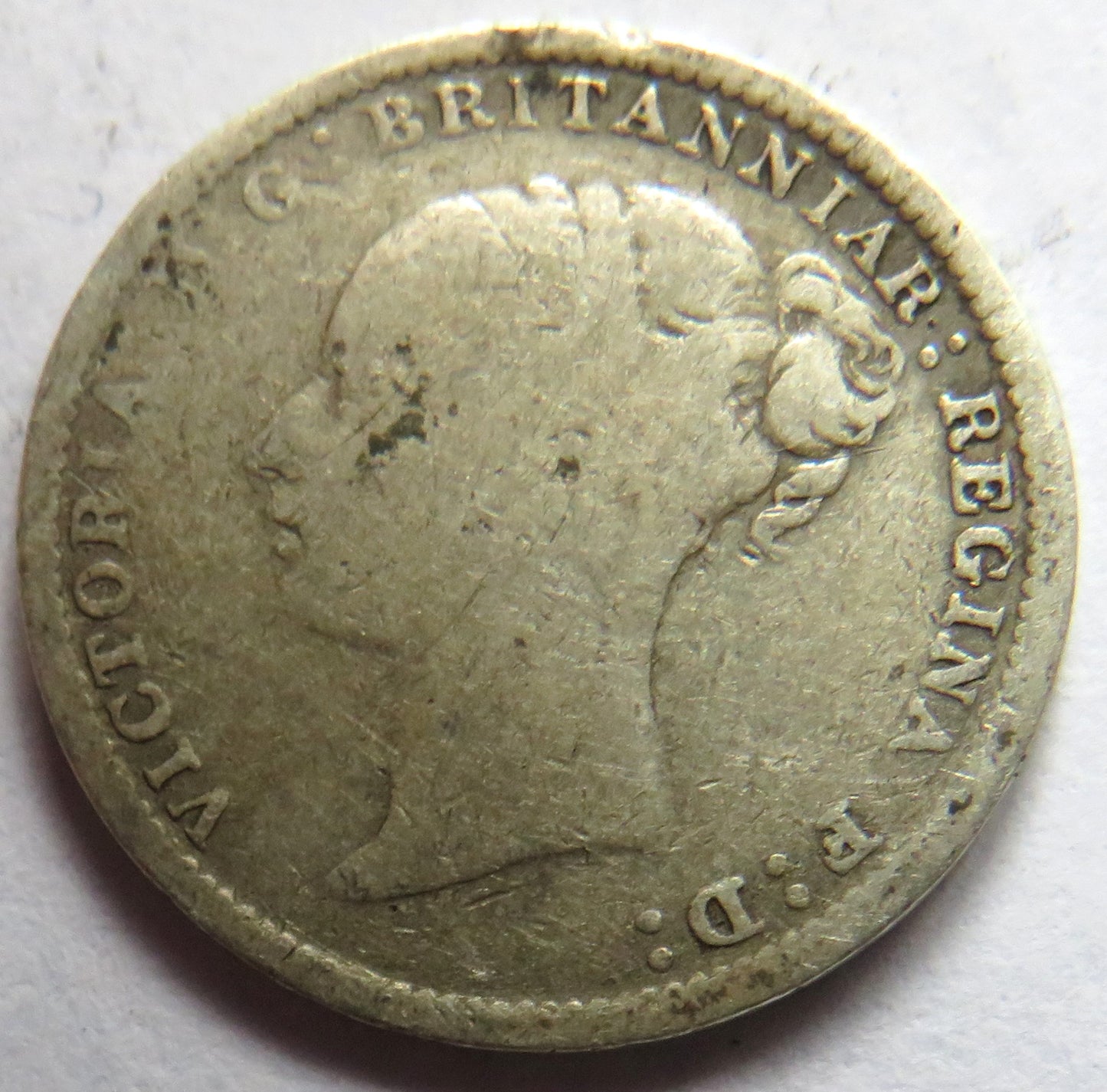 1886 Queen Victoria Young Head Silver Threepence Coin - Great Britain