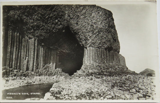 Vintage Postcard of Fingall's Cave, Staffa