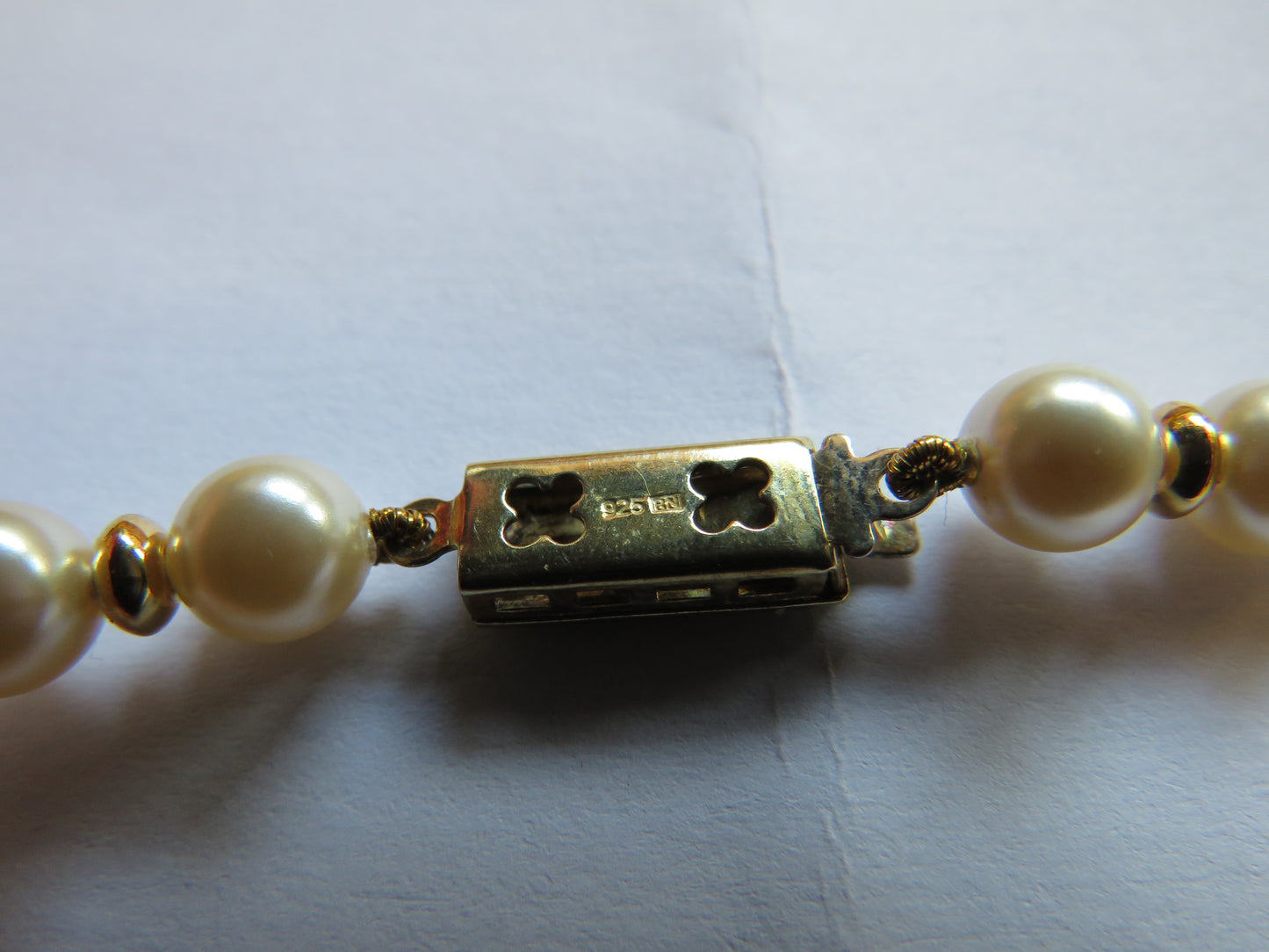 Stylish Ladies Simulated Pearl & Gold Plated Sterling Silver Necklace