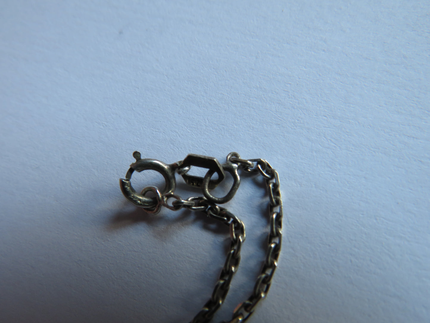 Vintage Ladies Sterling Silver Necklace & Locket Pendant