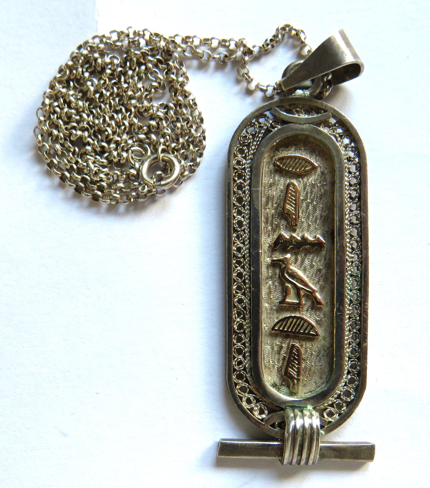 Vintage Ladies Sterling Silver Necklace & Good Quality Silver Egyptian Pendant