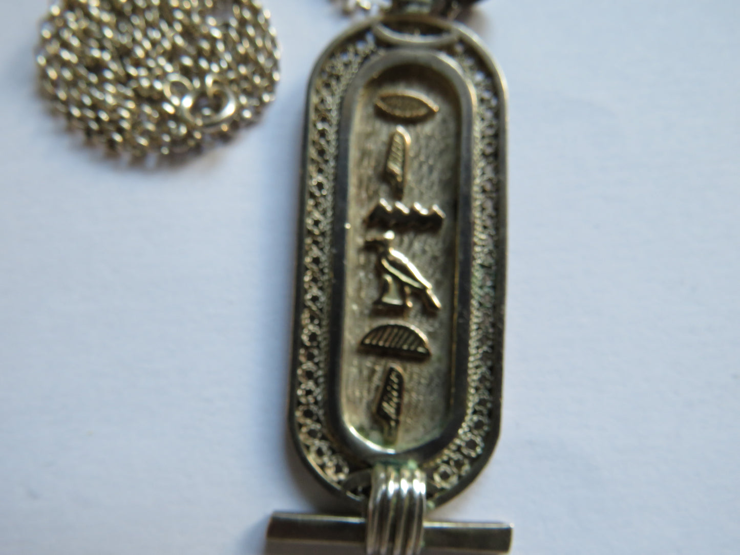 Vintage Ladies Sterling Silver Necklace & Good Quality Silver Egyptian Pendant