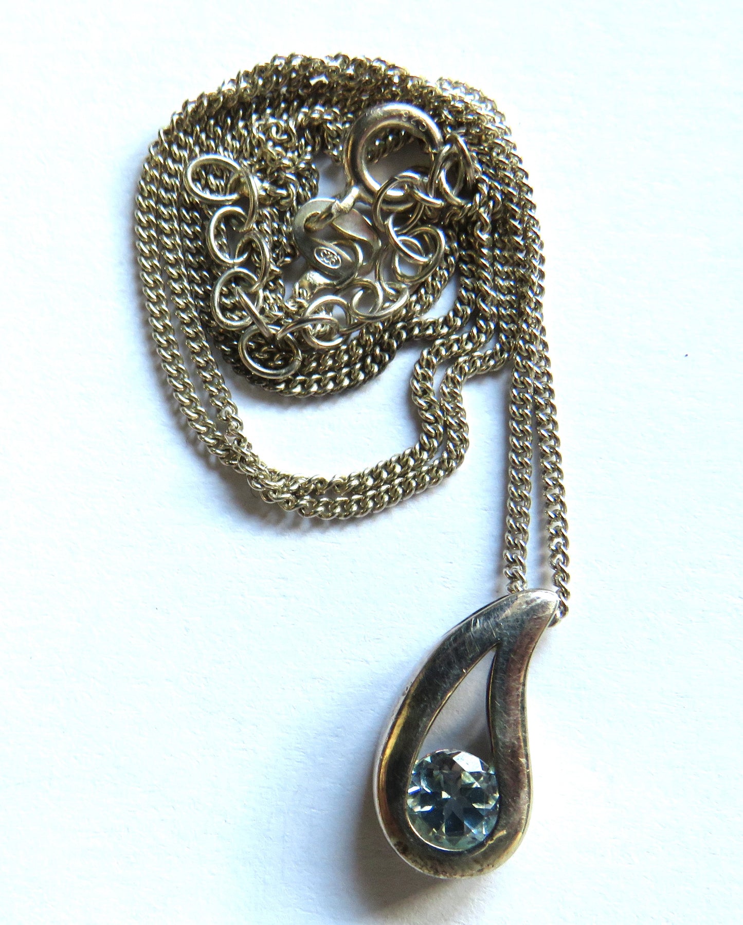 Stylish Ladies Sterling Silver Necklace & Pendant With Aquamarine