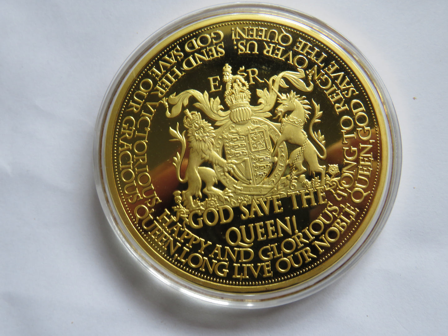 2016 Queen Elizabeth II Large Commemorative Coin / Medal God Save The Queen National Anthem