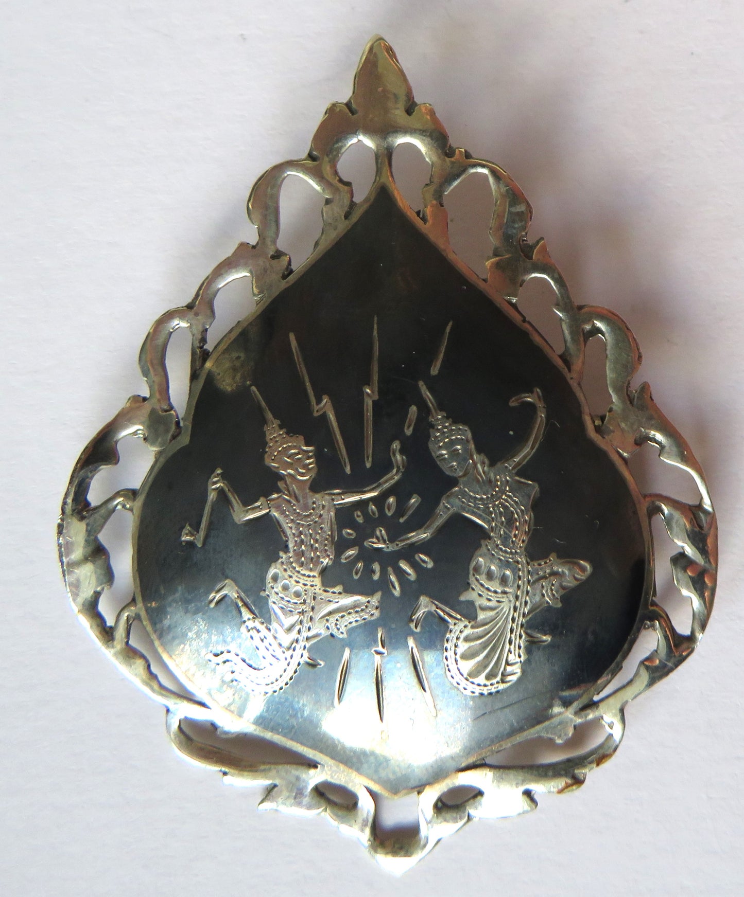 Vintage Siam / Thailand Sterling Silver Ladies Brooch