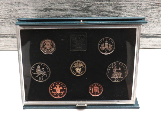 1985 United Kingdom Proof Set By The Royal Mint