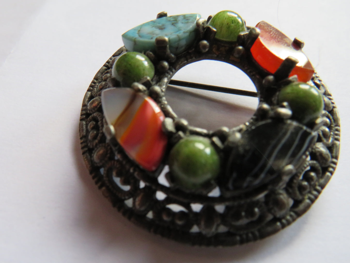 Scottish Agate Brooch In The Style of Miracle