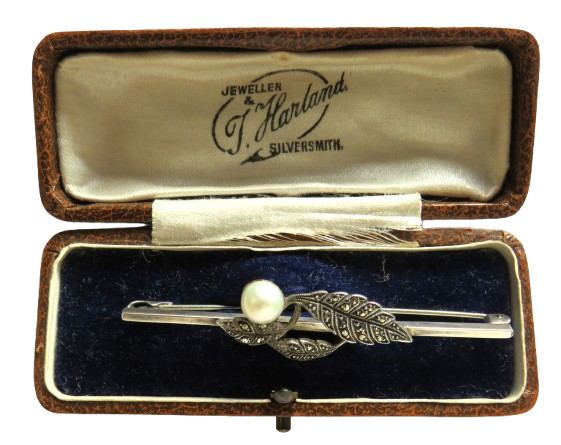 Very Nice Vintage Sterling Silver, Marcasite & Pearl Brooch In Fitted Box