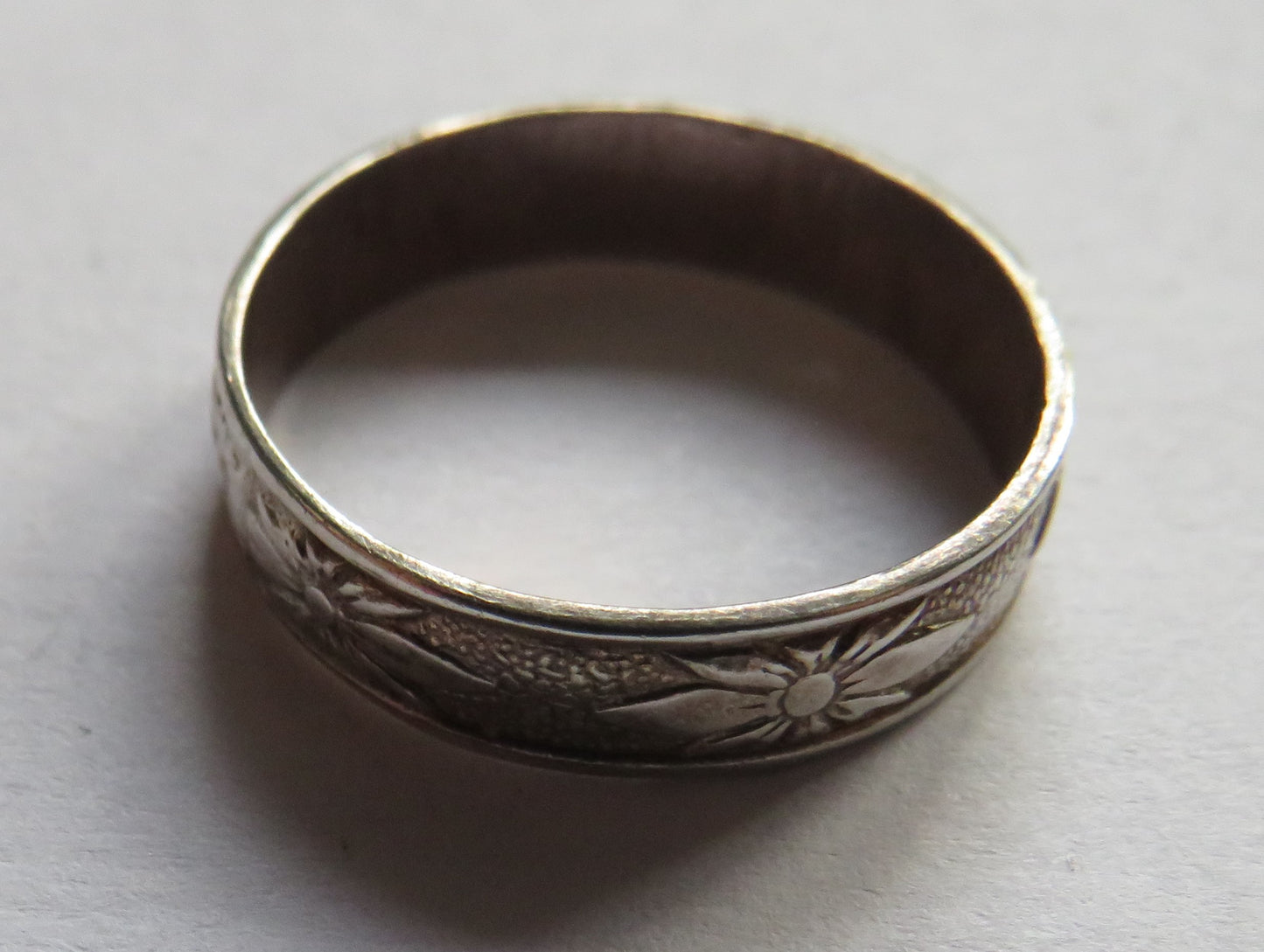 Sterling Silver Ladies Floral Ring UK Size - P