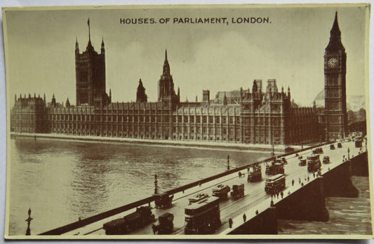 Vintage Postcard of Houses of Parliament, London