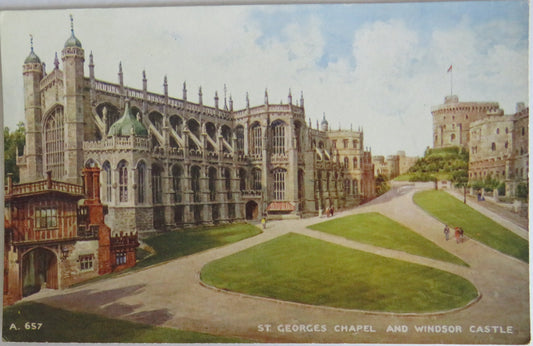 Vintage Postcard of St Georges Chapel and Windsor Castle