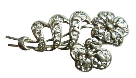 Vintage Ladies Sterling Silver Floral Brooch