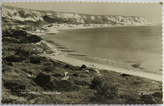 Vintage Postcard of The Warren, Folkestone, 1960