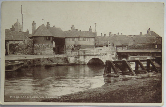 Vintage Postcard of The Bridge & Barbican, Sandwich