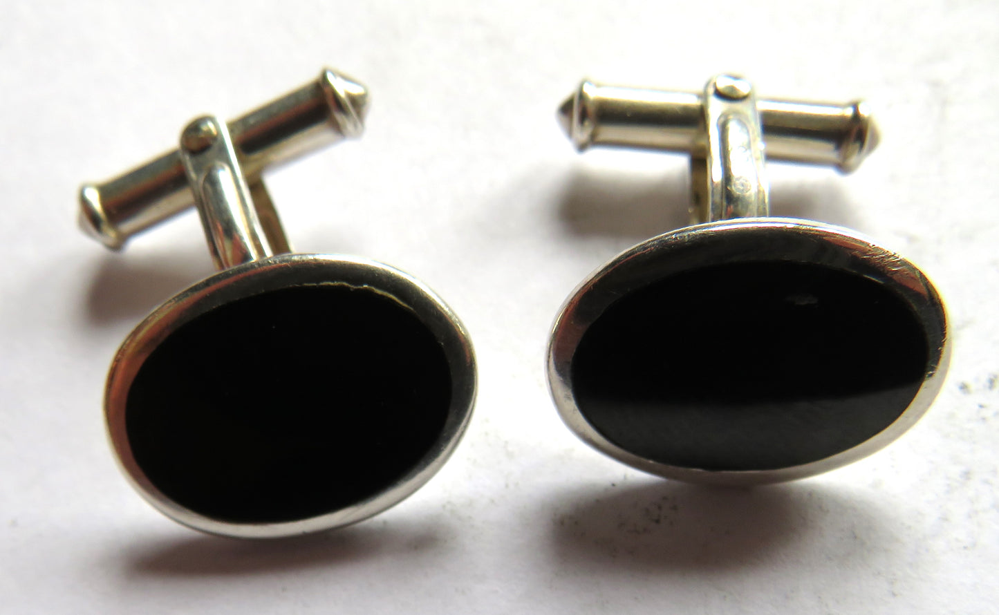 Stylish Pair of Men's Sterling Silver & Black Cufflinks Fully Hallmarked