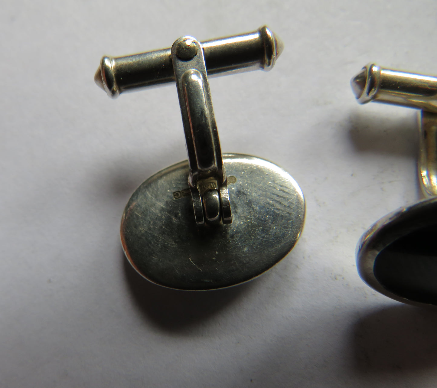Stylish Pair of Men's Sterling Silver & Black Cufflinks Fully Hallmarked