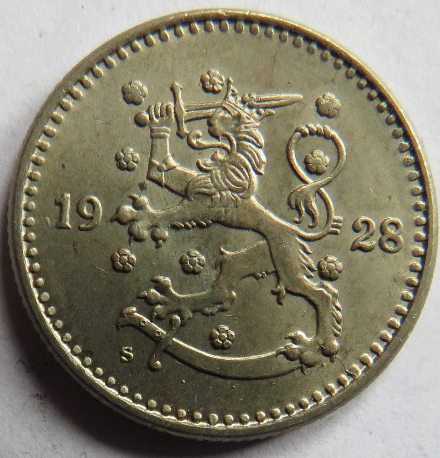 1928 Finland One Markka Coin In Higher Grade