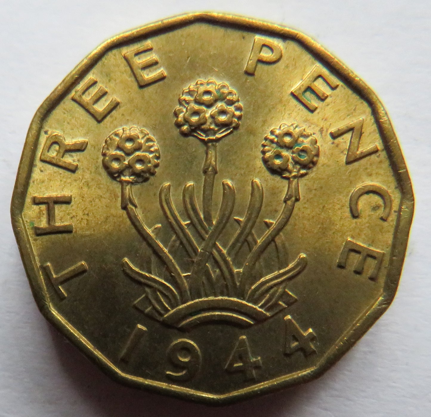 1944 King George VI Brass Threepence Coin In Higher Grade - Great Britain