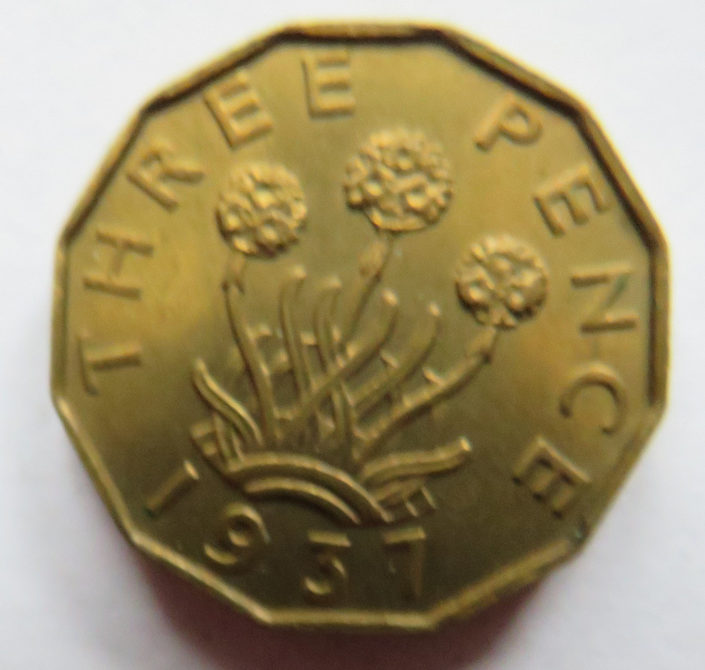 1937 King George VI Brass Threepence Coin In High Grade - Great Britain