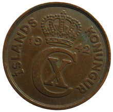 Load image into Gallery viewer, 1942 Iceland 5 Aurar Coin
