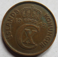 Load image into Gallery viewer, 1942 Iceland 5 Aurar Coin
