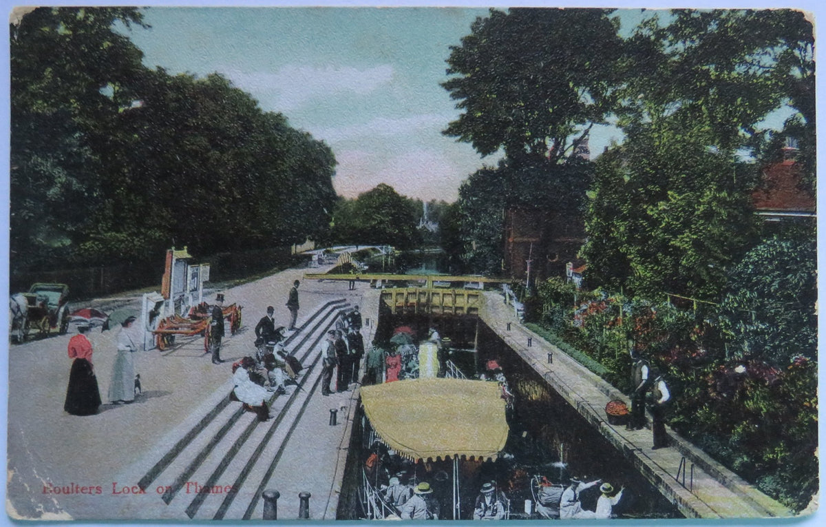 Vintage Postcard of Boulters Lock on Thames, 1905 - Misch & Co's "Camera Graphs" Series 554/3 image 1
