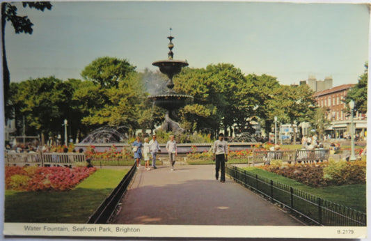 Vintage Postcard of Water Fountain, Seafront Park, Brighton