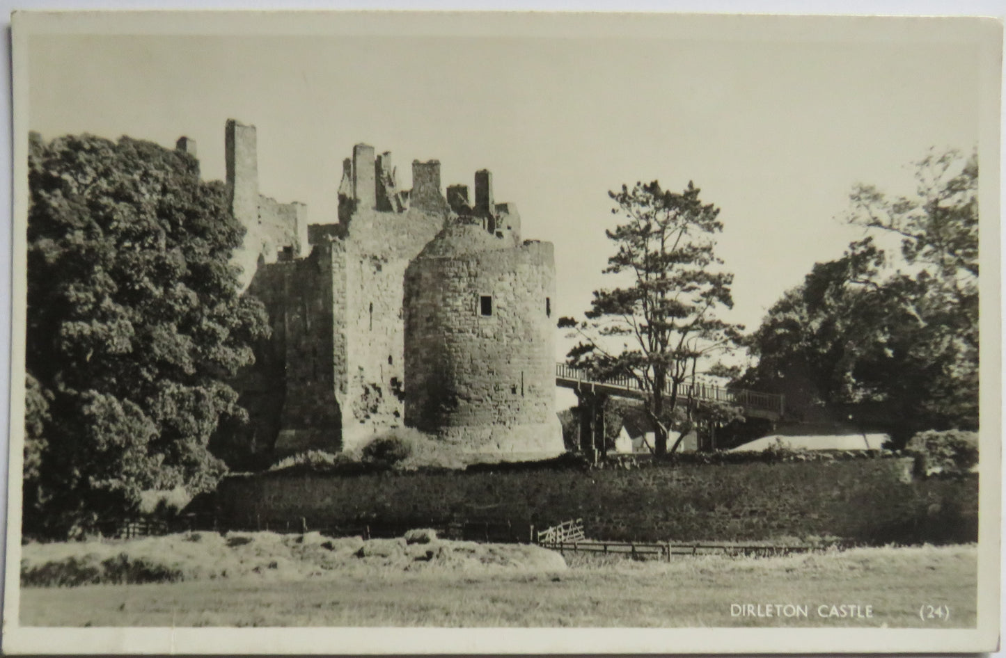Vintage Postcard of Dirleton Castle
