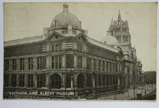 Vintage Postcard of Victoria and Albert Museum