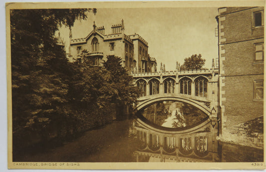 Vintage Postcard of Cambrdige, Bridge of Sighs
