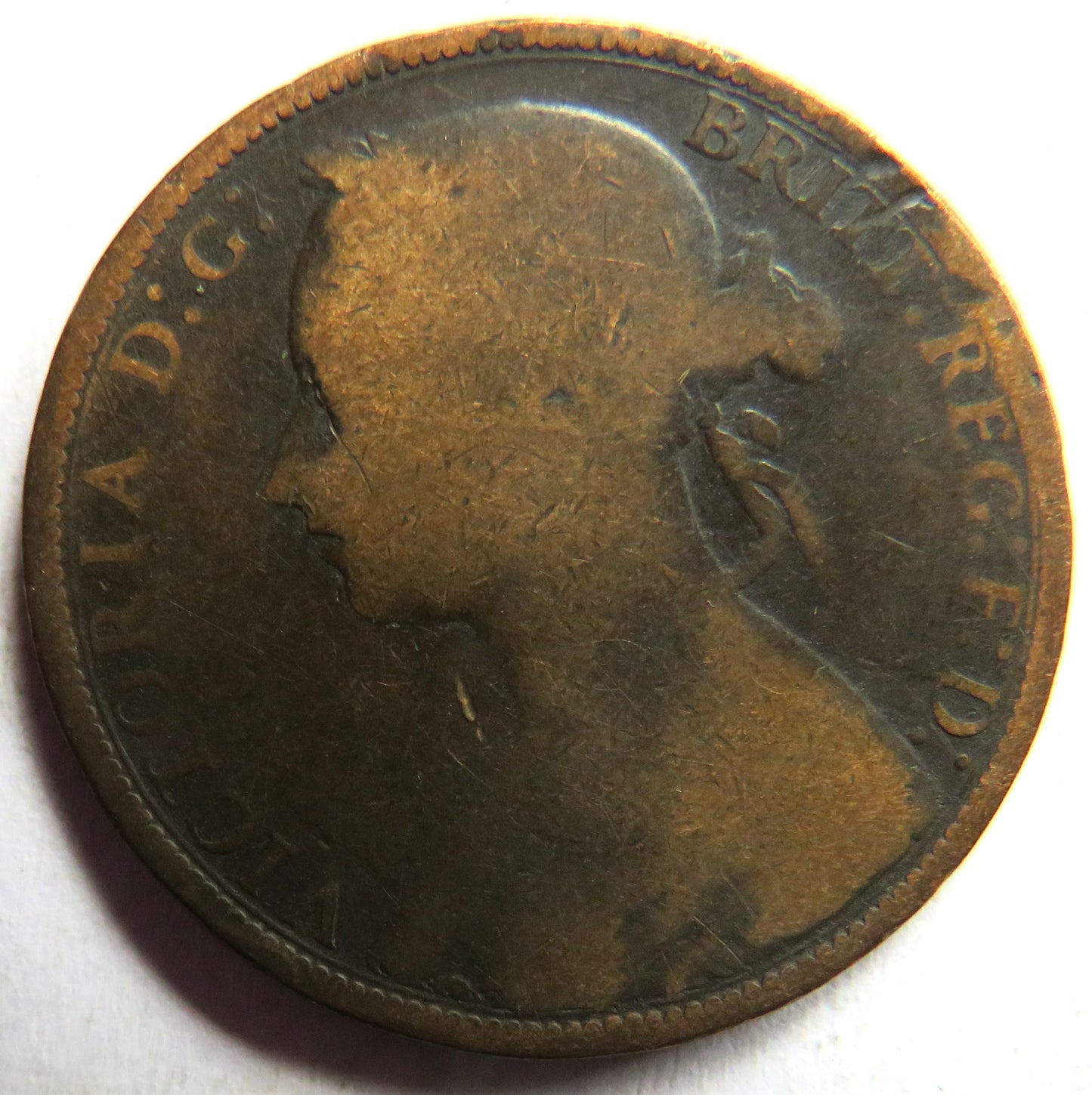 1881-H Queen Victoria Bun Head One Penny Coin - Great Britain