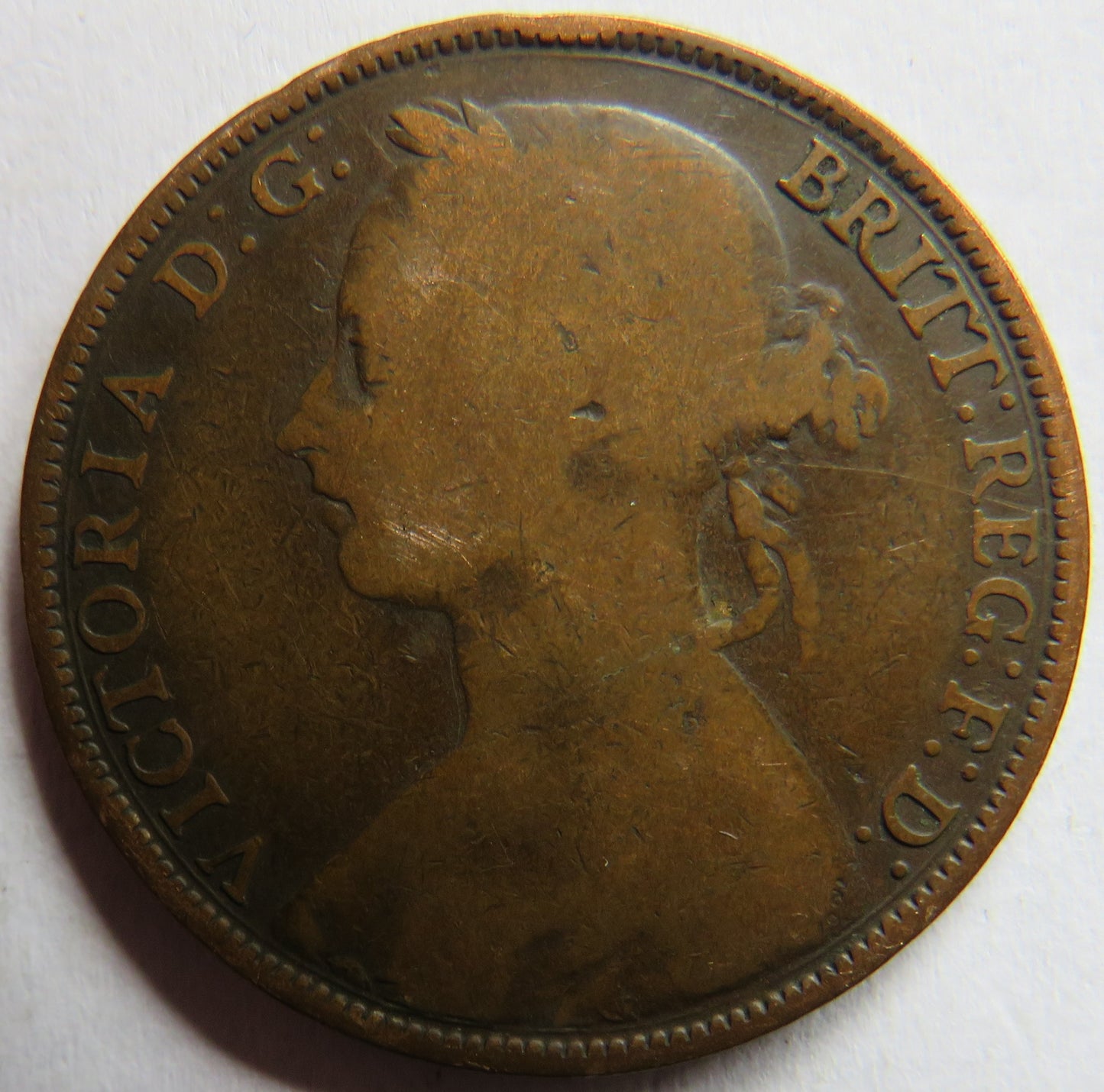 1885 Queen Victoria Bun Head One Penny Coin - Great Britain
